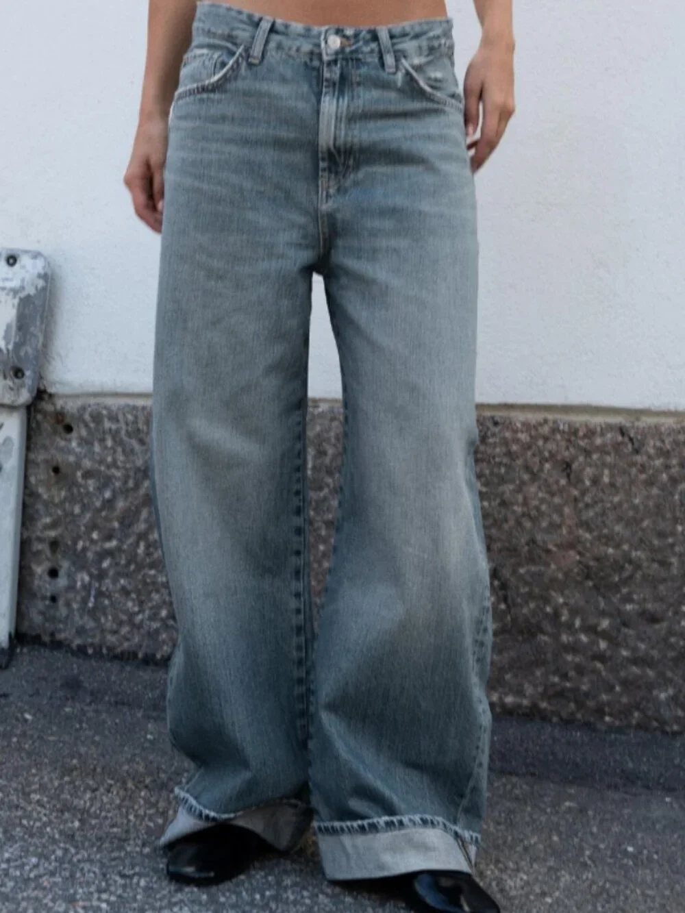 Zara TRF Baggy Cuffed Jeans - Picture 3 of 4